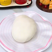Dough Kneading Circle Maker
