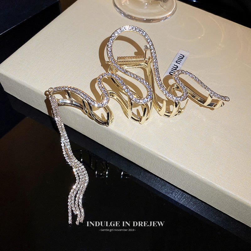 Wavy Diamond Fring Claw Clip