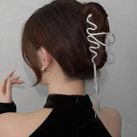 Wavy Diamond Fring Claw Clip