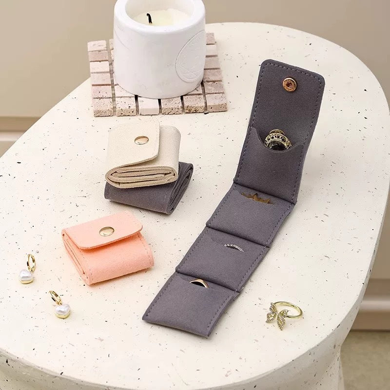 Luxe Carry Jewelry Organizer
